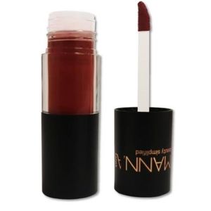 Manna Kadar Lip Whip in Hope